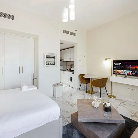 Trendy Dubailand Studio For Stylish Travelers Exterior photo